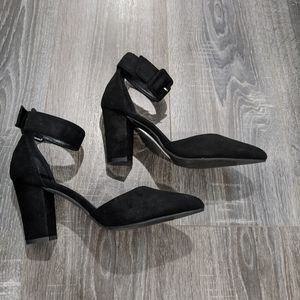 Heels with ankle strap
